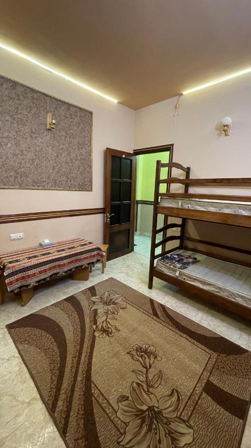 Citrus Guest House Ереван Екстериор снимка
