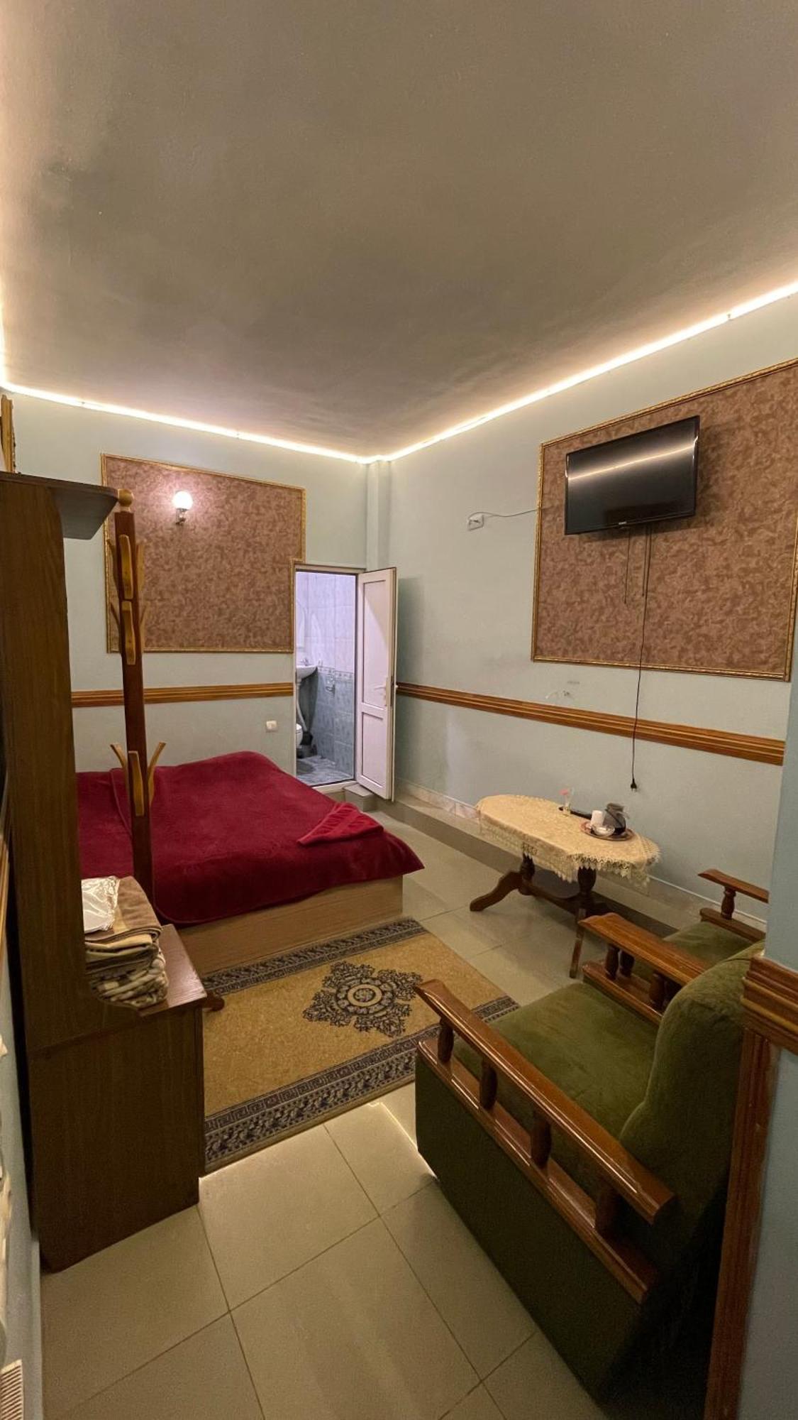 Citrus Guest House Ереван Екстериор снимка