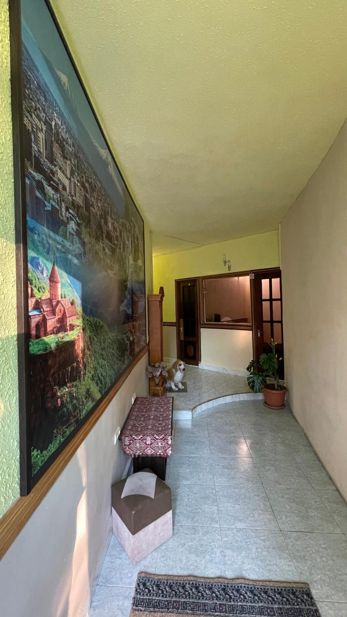 Citrus Guest House Ереван Екстериор снимка