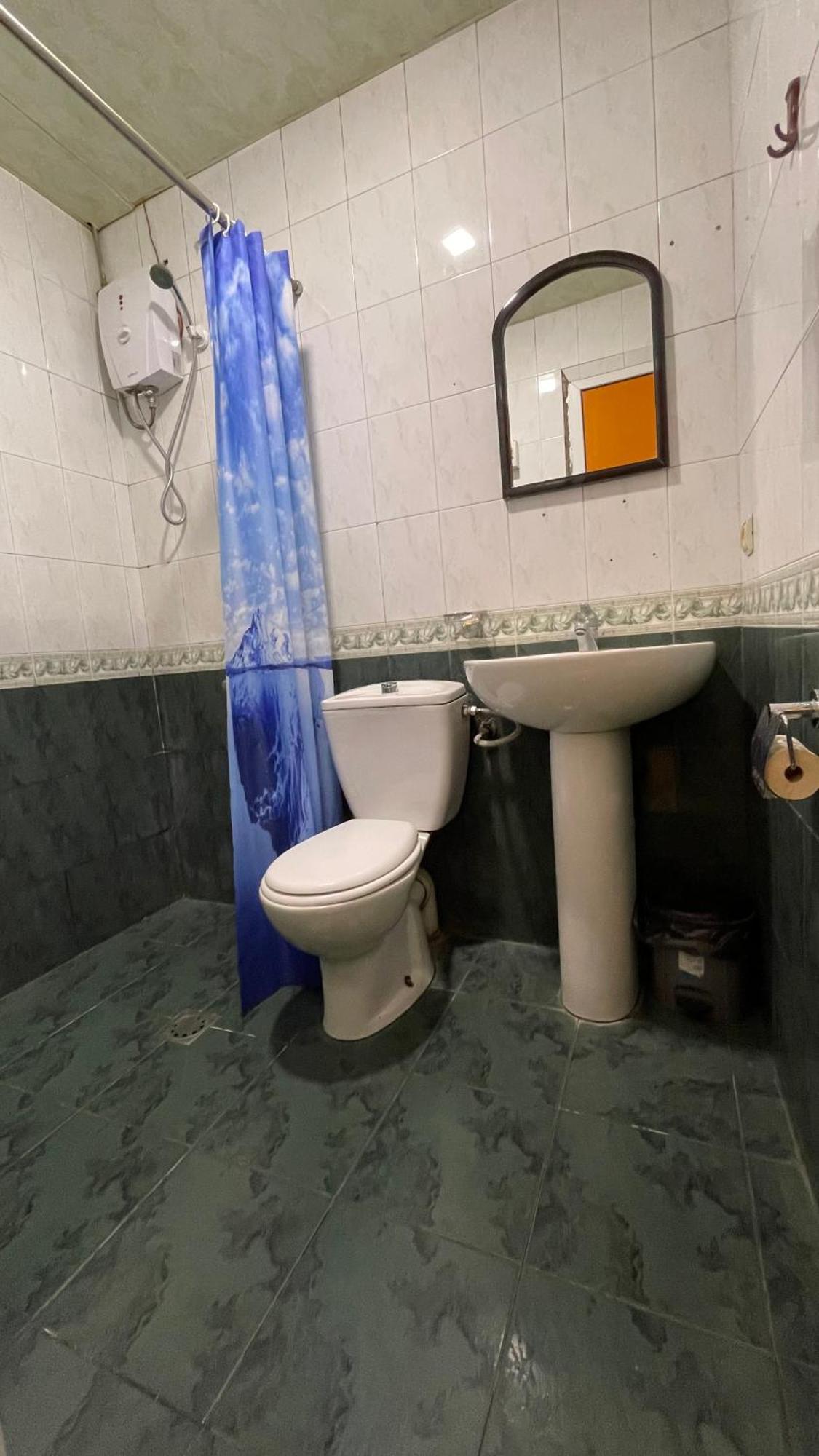 Citrus Guest House Ереван Екстериор снимка
